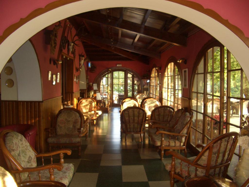 Hostal De La Gloria Viladrau Buitenkant foto