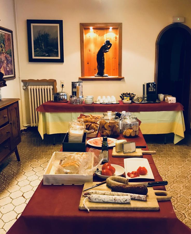 Hostal De La Gloria Viladrau Buitenkant foto