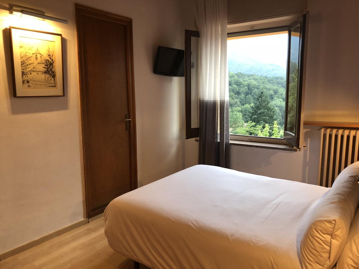 Hostal De La Gloria Viladrau Buitenkant foto